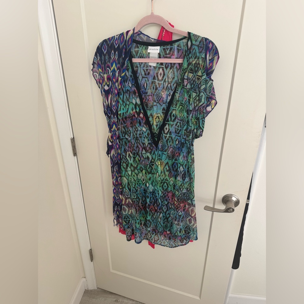 Profile swim cover up